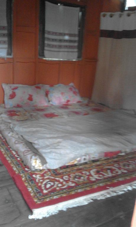 Отель Baan Pai Likit Экстерьер фото